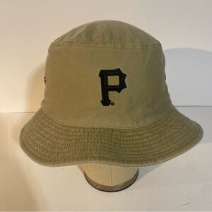 Fantastic 100% Cotton Khaki Pittsburgh Pirates Chambray Ballpark Bucket Hat